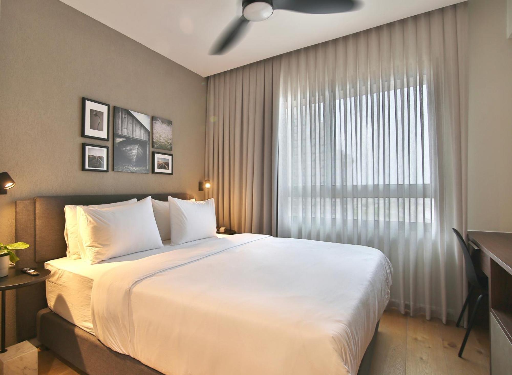 Luxury Suites By Notaly Ariel - Carmel Beach Haifa Habitación foto